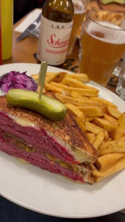 Schwartz’s Deli, photo 3