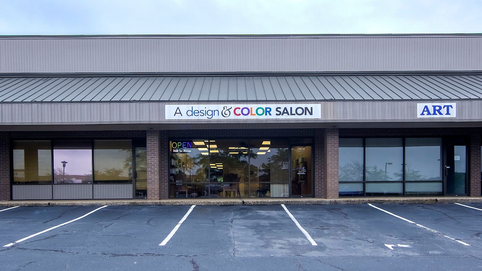 A Design & Color Salon, photo 2