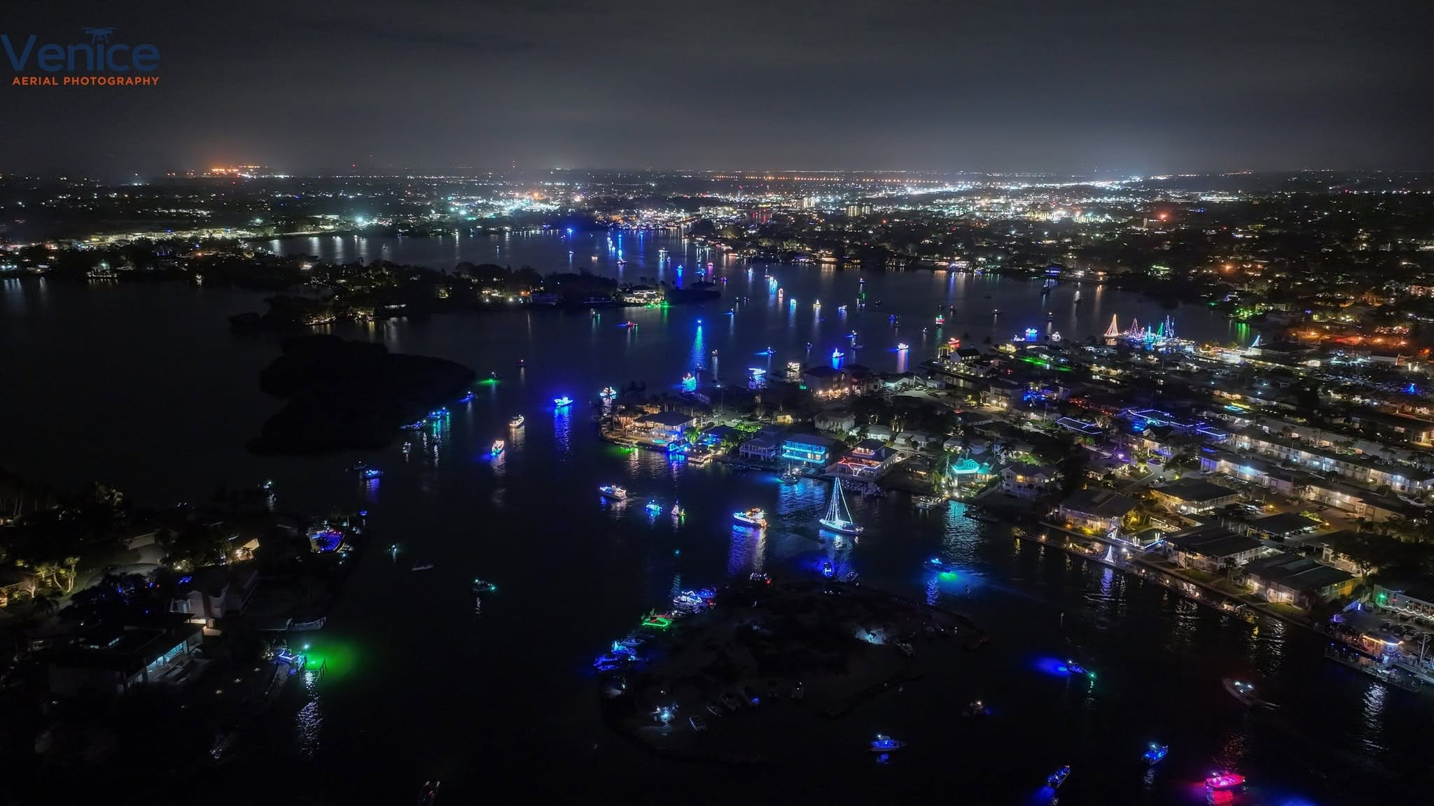 Venice: December 5, 6 p.m.