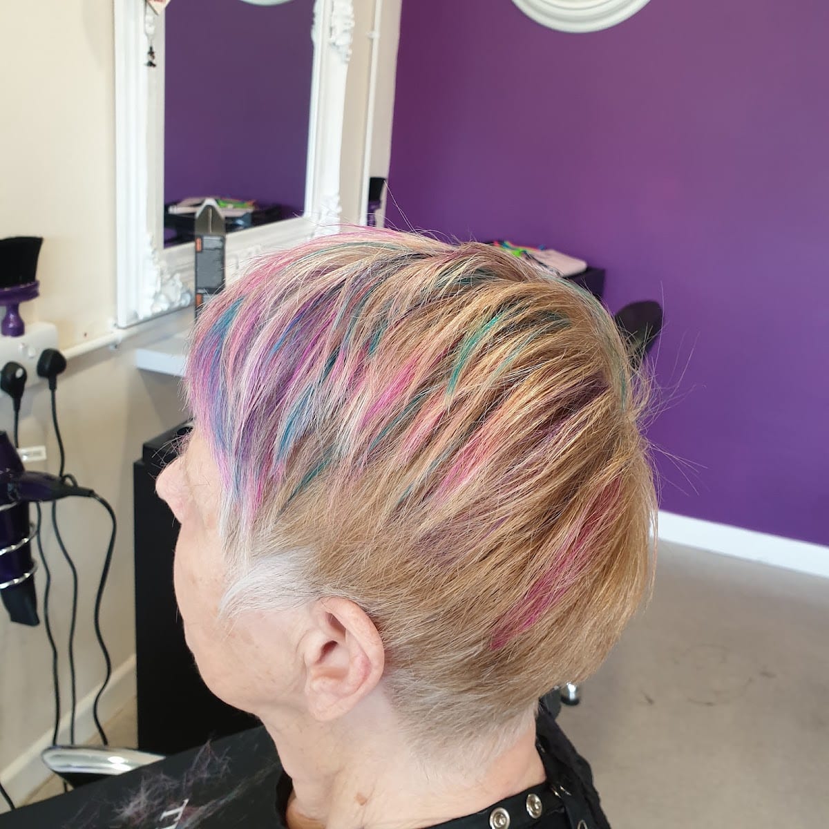 The Hair Salon, photo 3
