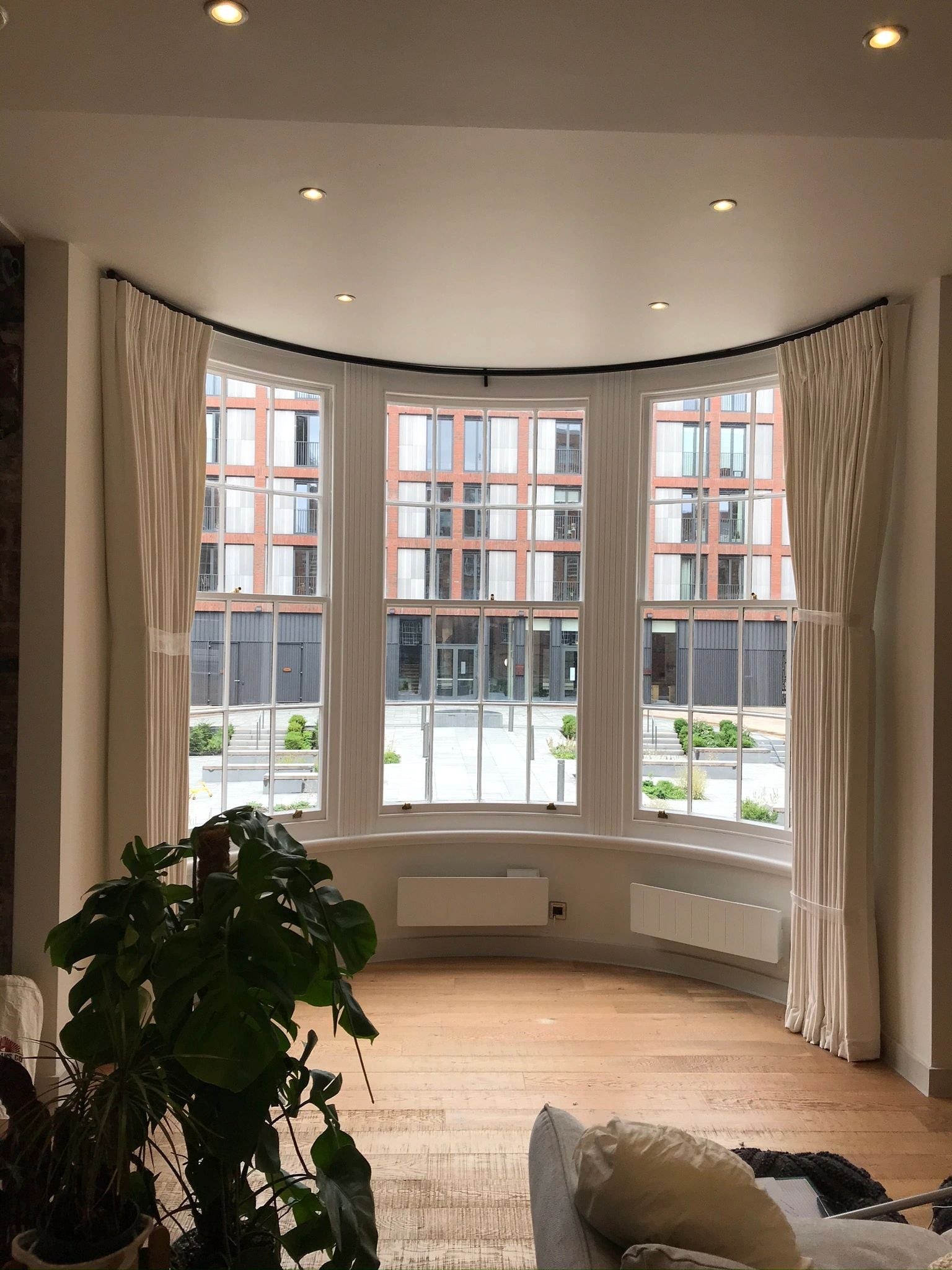 A&M Curtain Fitters
