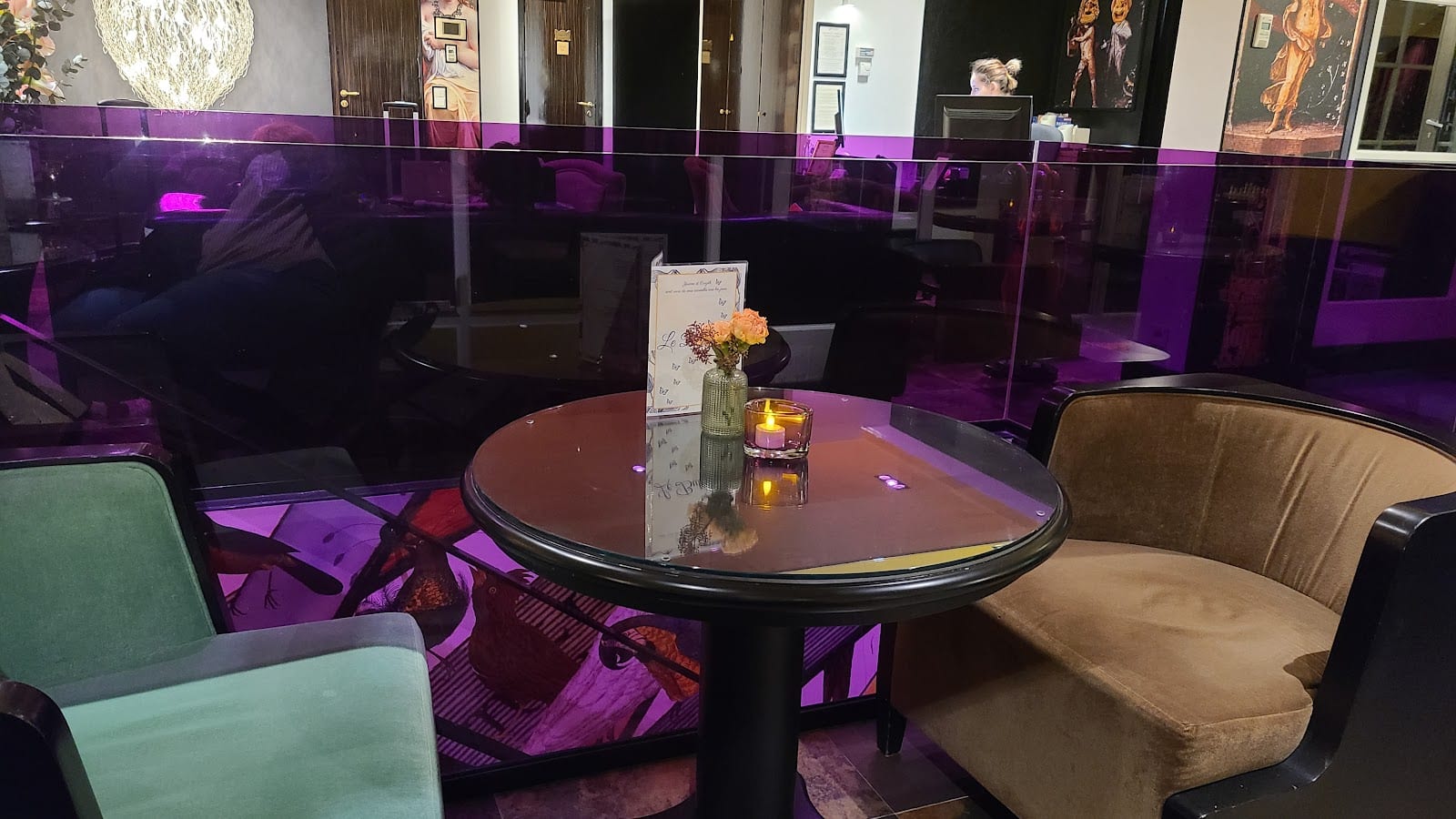 Le Butterfly Bar