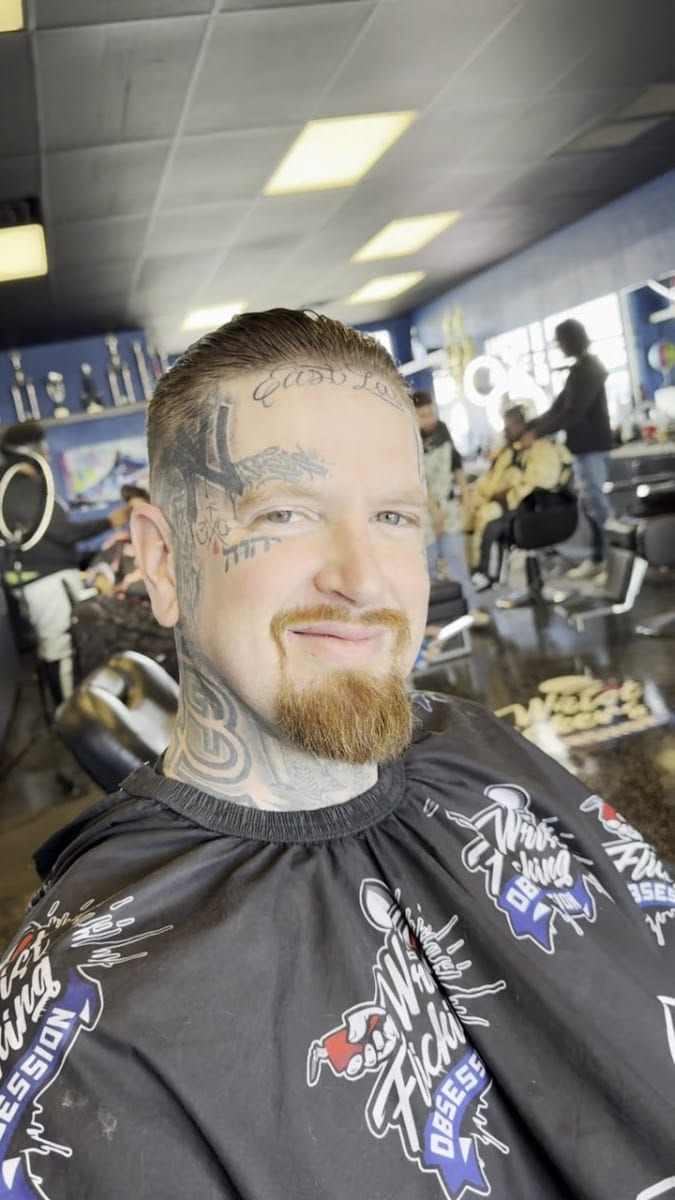 Wrist Flickers Barbershop 2, photo 3