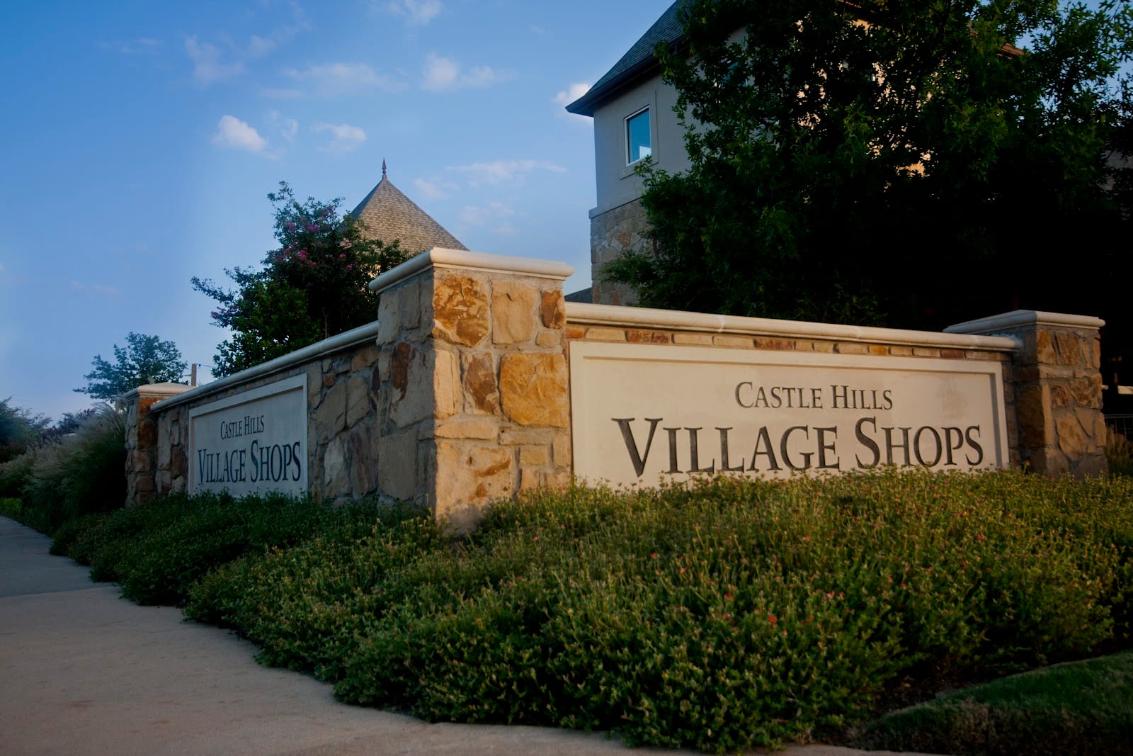 Castle Hills Village Shops & Plaza
