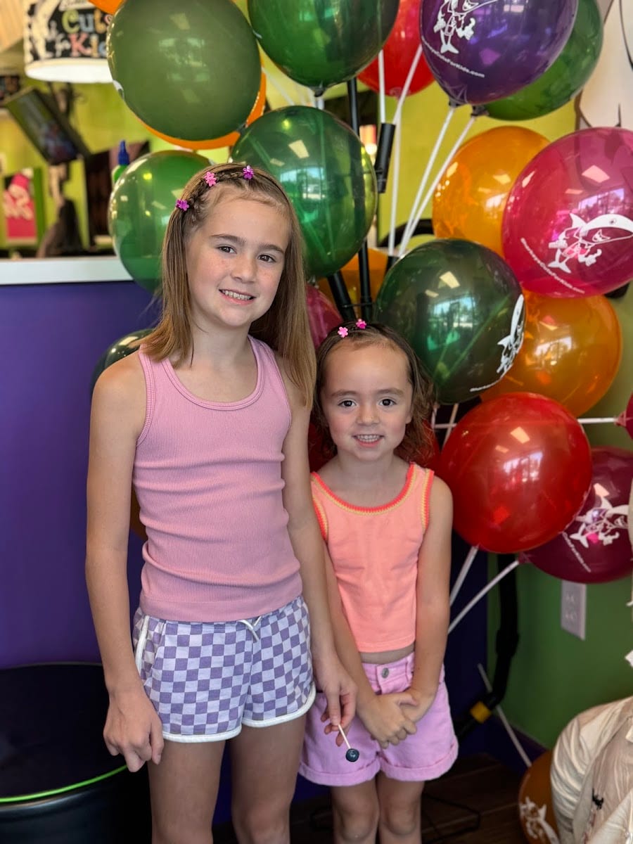 Sharkey's Cuts For Kids- Frisco, photo 2