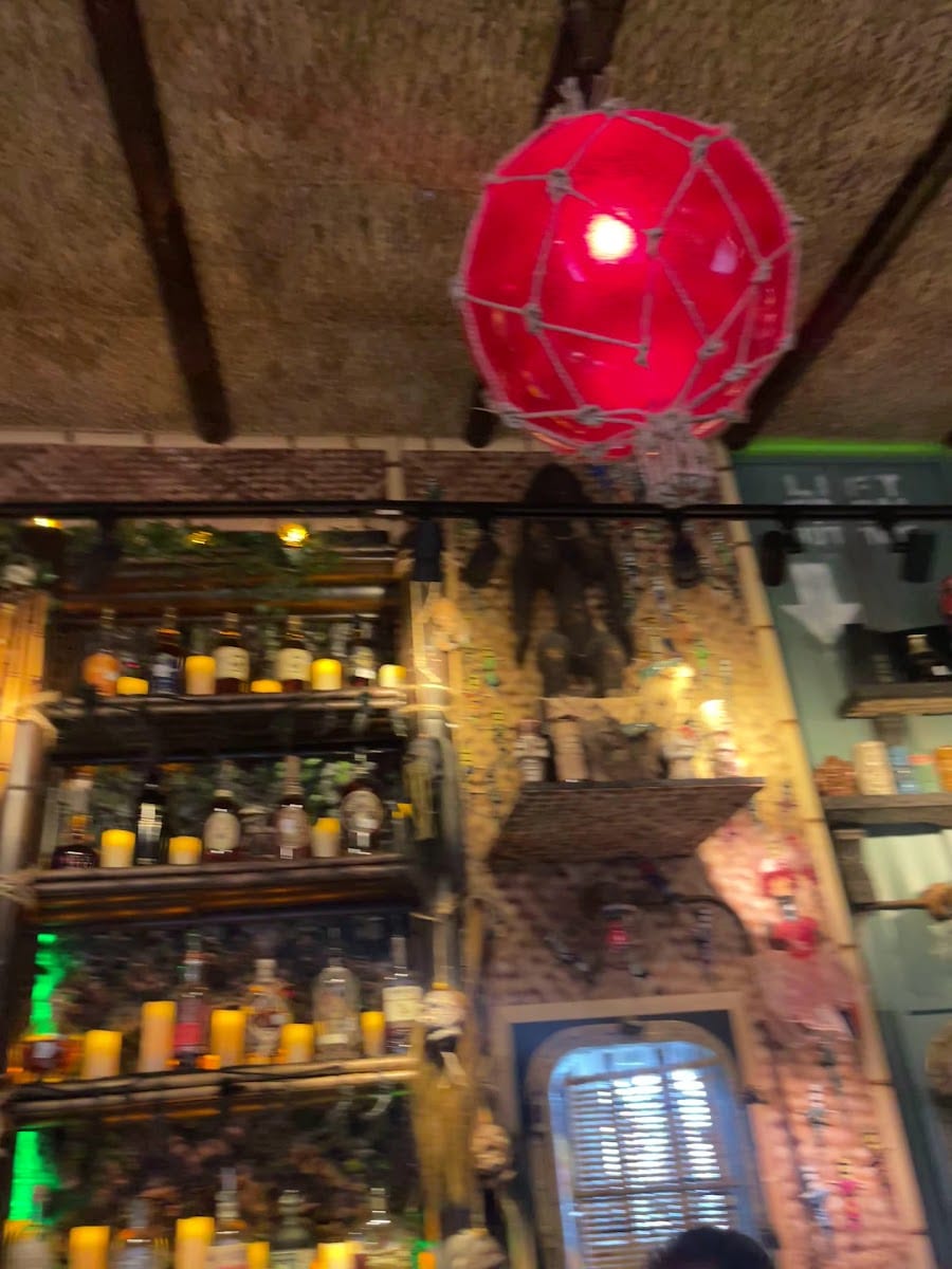 Limin Lounge Tiki Bar, photo 3