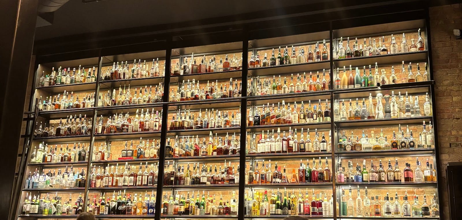 White Horse Spirits & Kitchen, photo 3