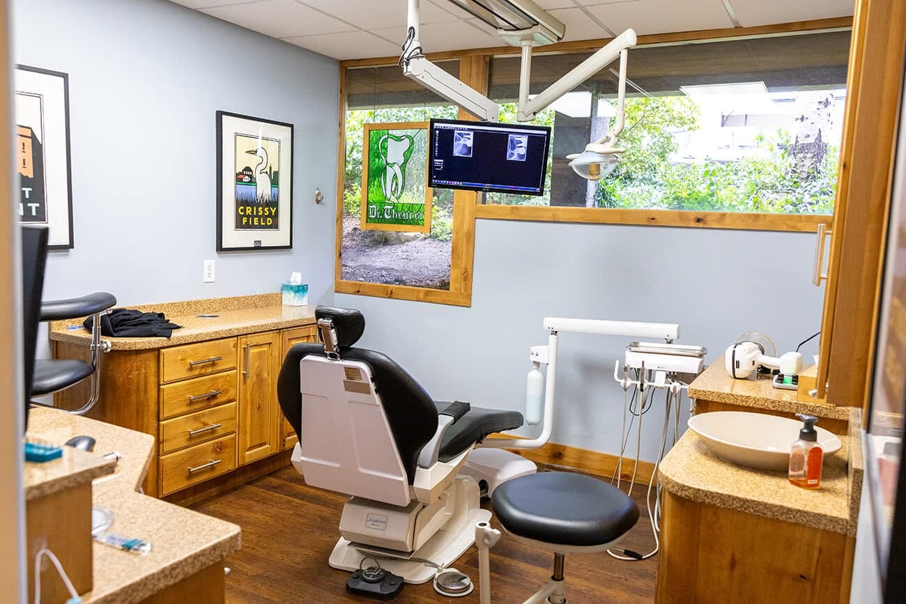 The Sugar House Dentist, photo 2