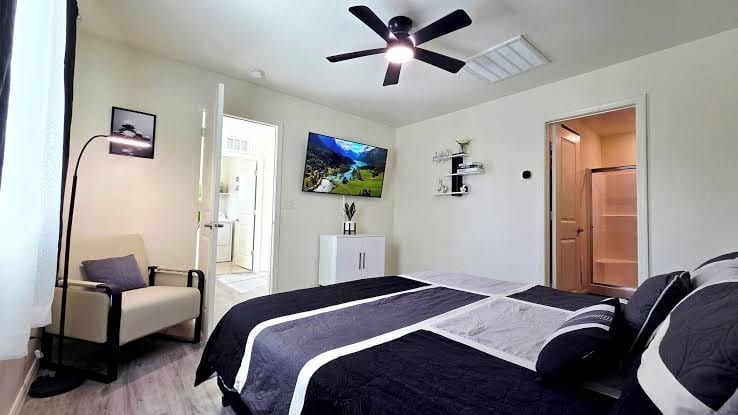 5B3B Large Family House Playground | Gameroom | Jacuzzi
