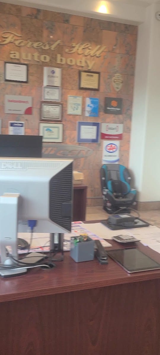 Forest Hill Auto Body, photo 3