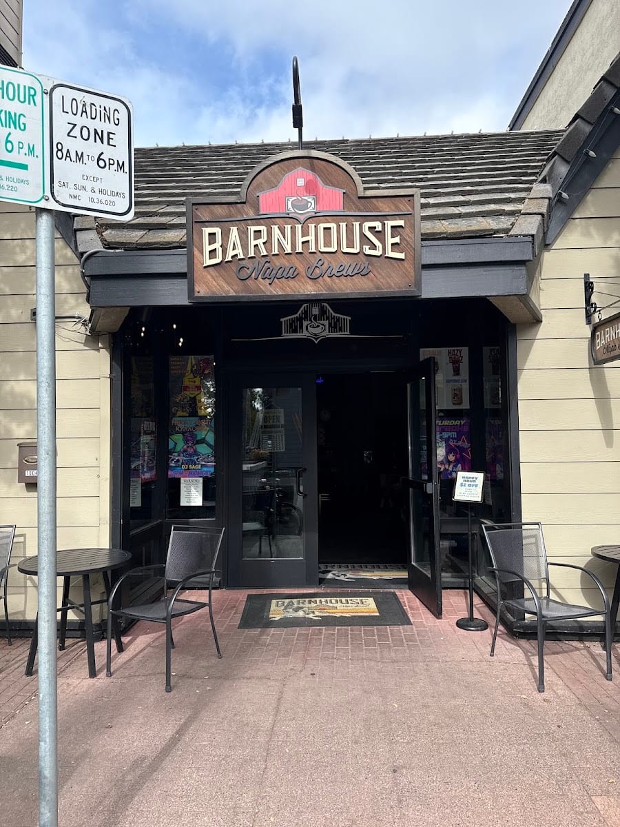 Barnhouse Napa Coffeehouse and Pub, photo 2