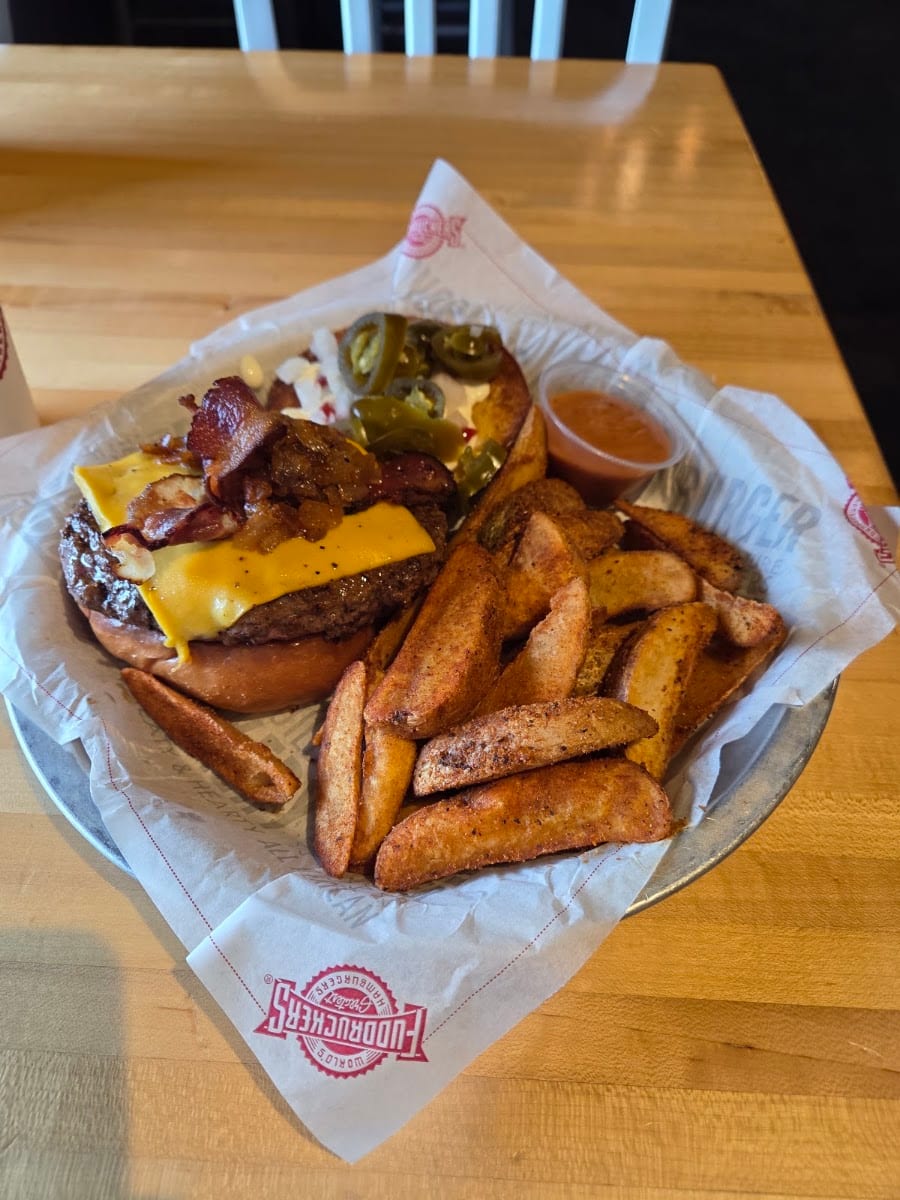 Fuddruckers, photo 4