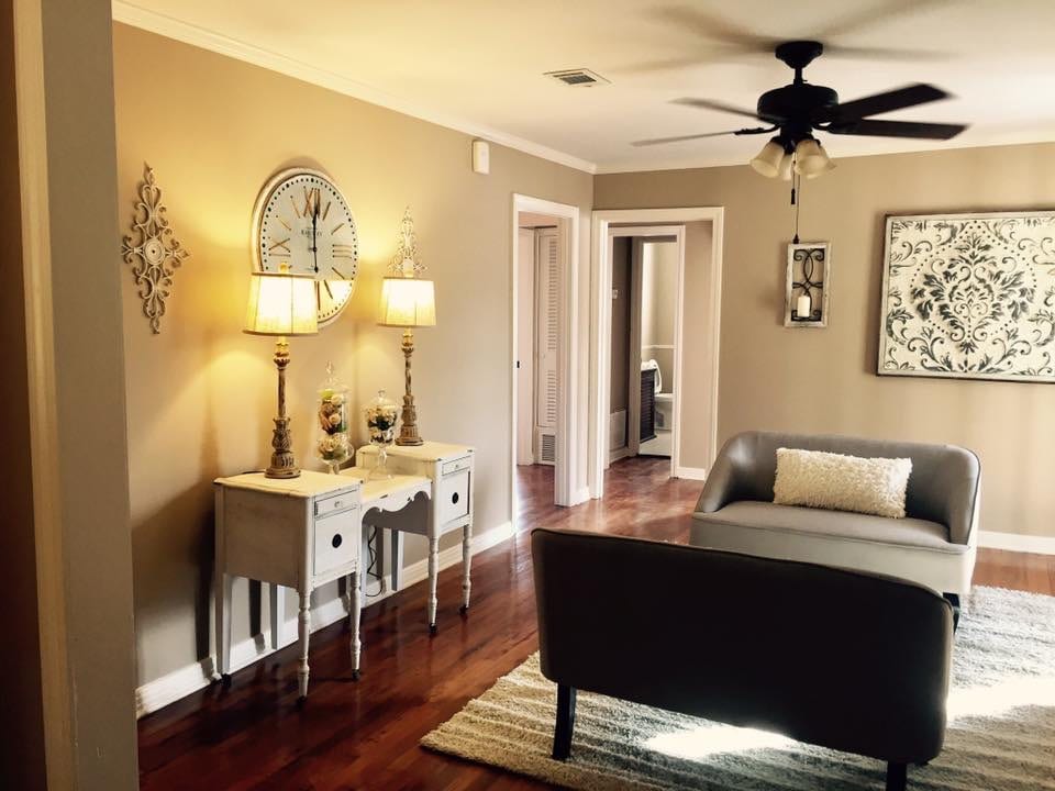 Salon Suites On Dawes, photo 3