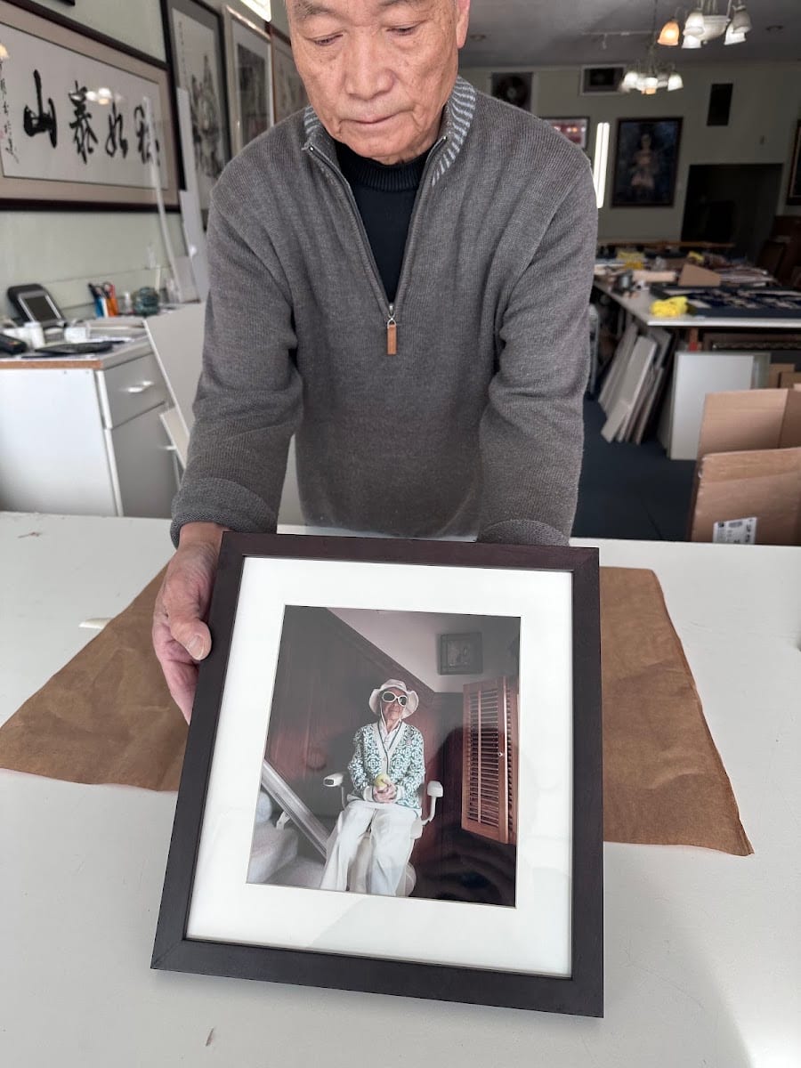 New fung tai framing & gallery