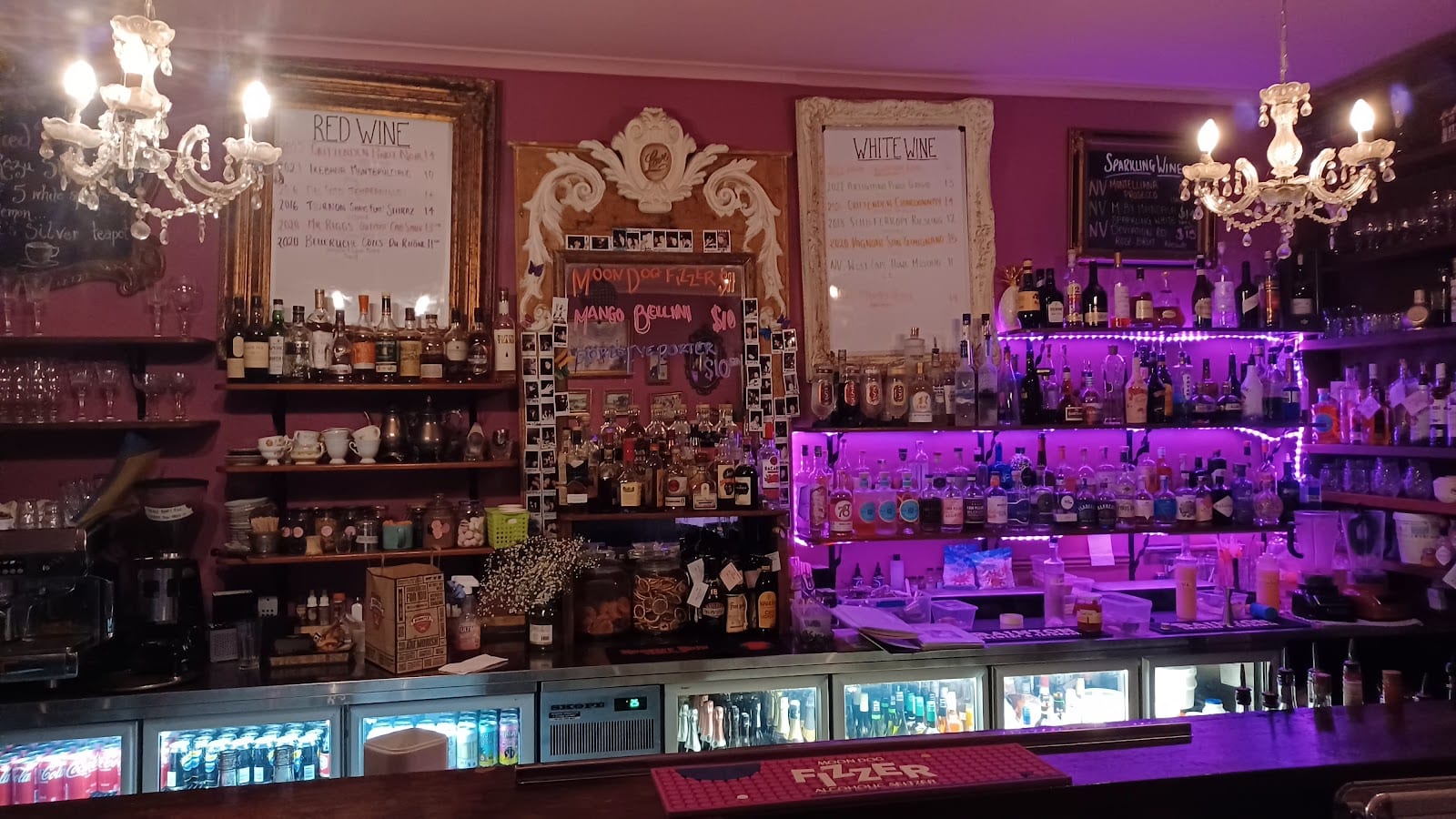 Brass Razu Wine & Cocktail Bar, photo 3