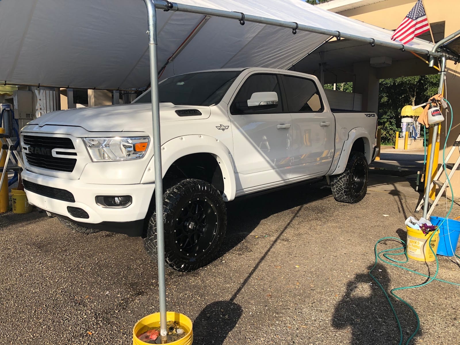 Hand Car Wash, photo 4