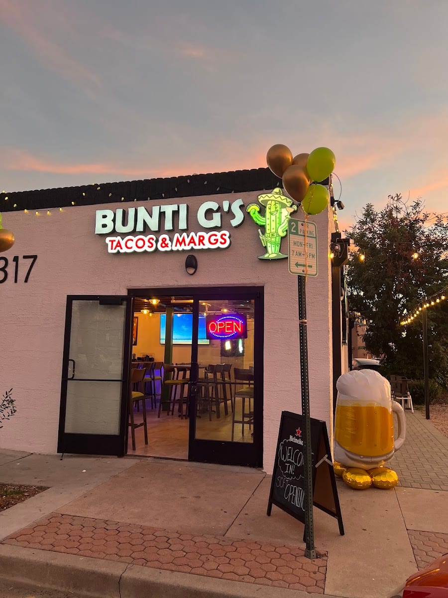 Bunti G Tacos and Margs