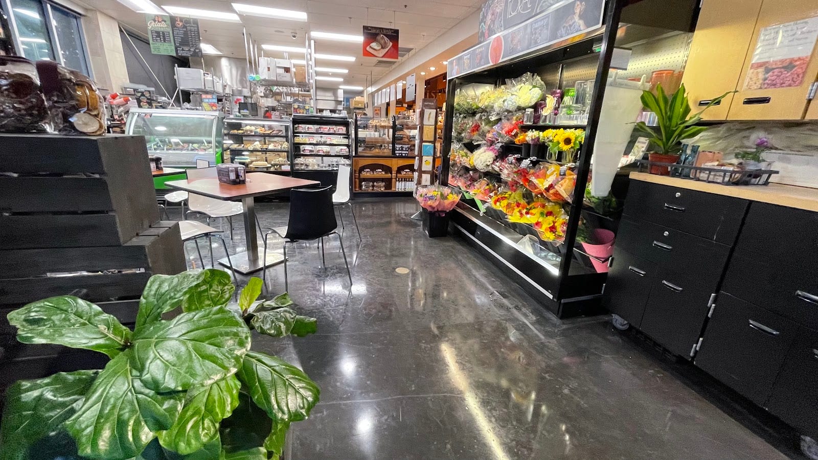 Harmons Emigration Market