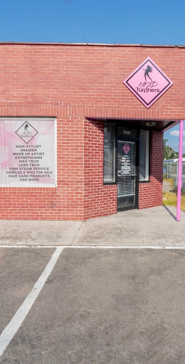 Headturnhers Beauty Bar, photo 3