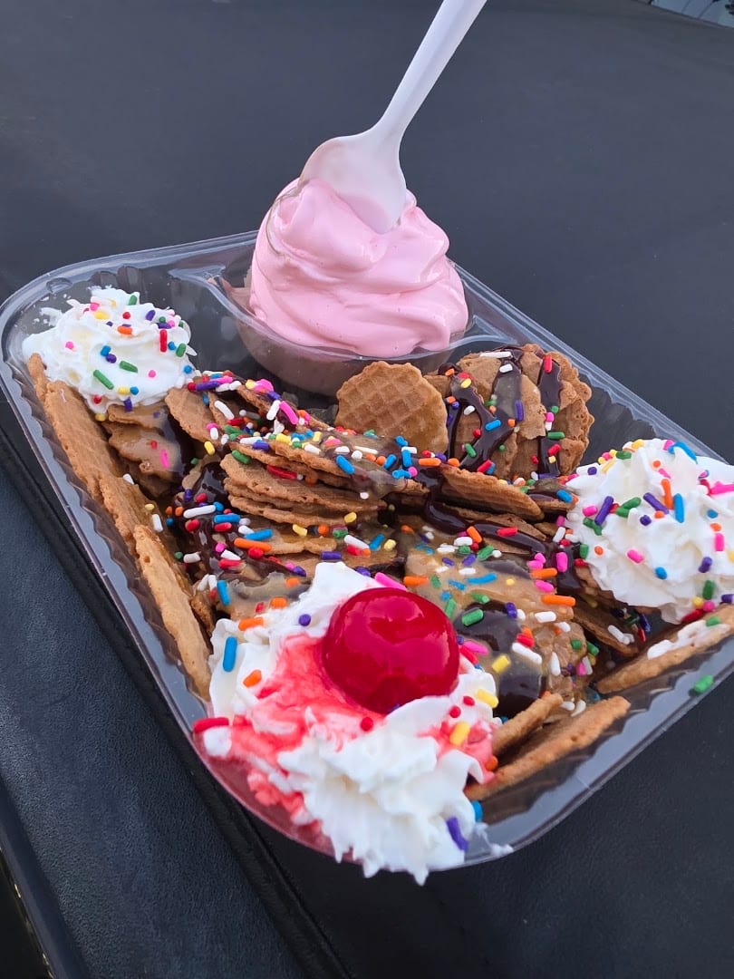 Humpty Dumpty Ice Cream & Subs, photo 3
