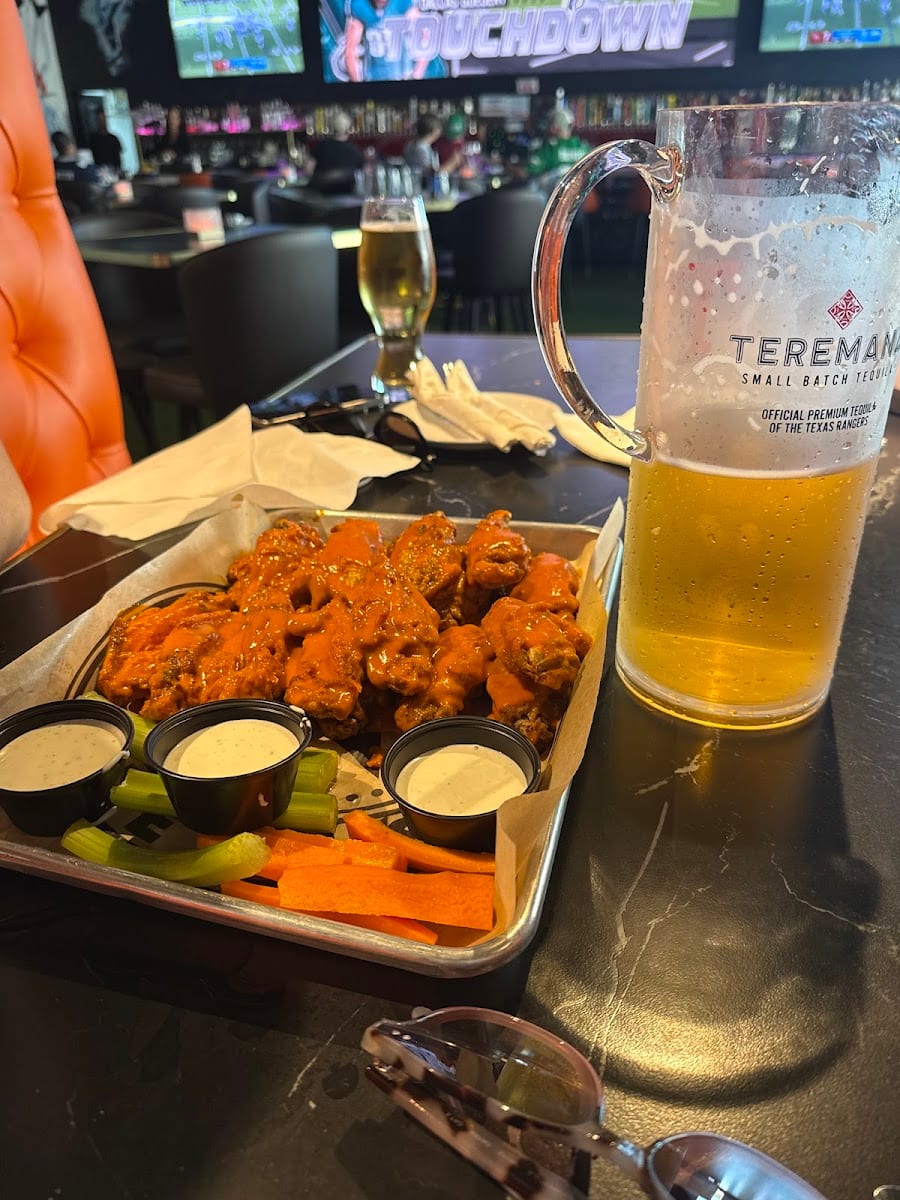 GOATs Arena Sports Bar & Grill, photo 4