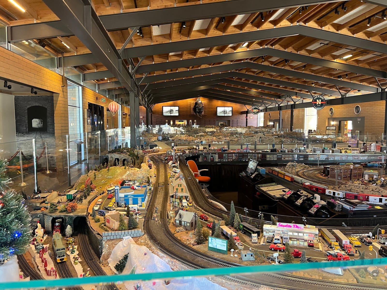 Model Railroad Building, photo 3