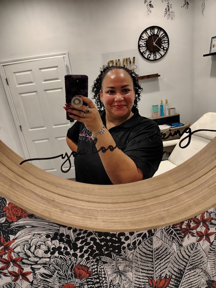 VIVID Elegant Ink Studio