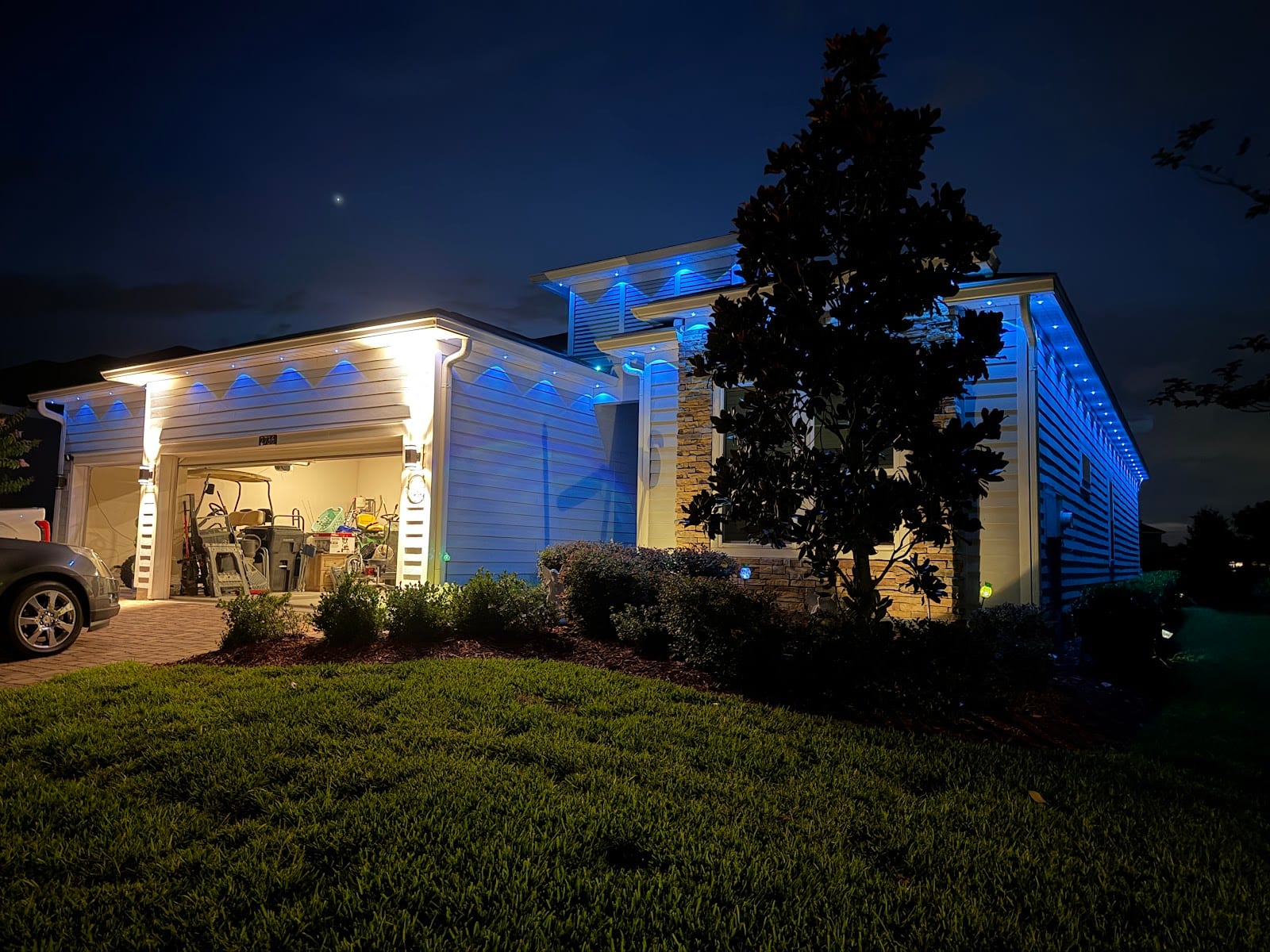 Soffit Light Guy