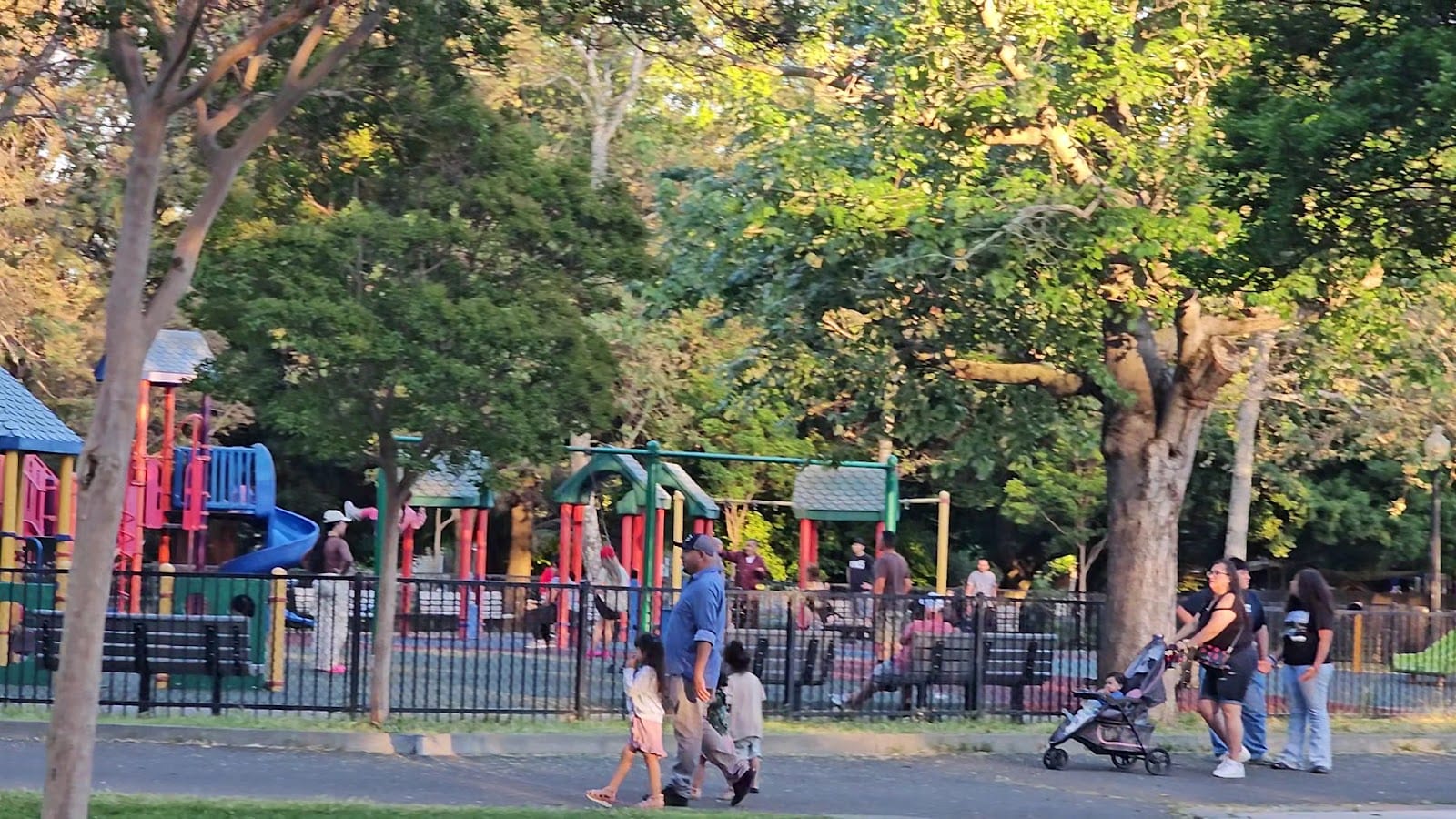 Fuller Park, photo 2