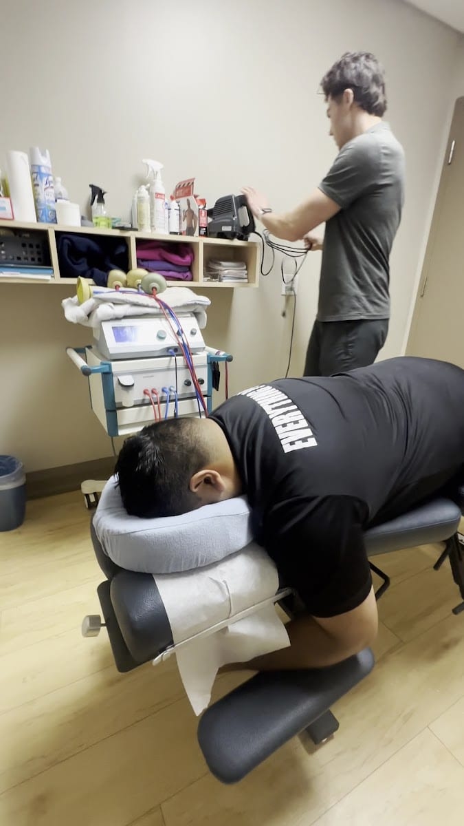 Yonge-Spruce Chiropractic Clinic, photo 2