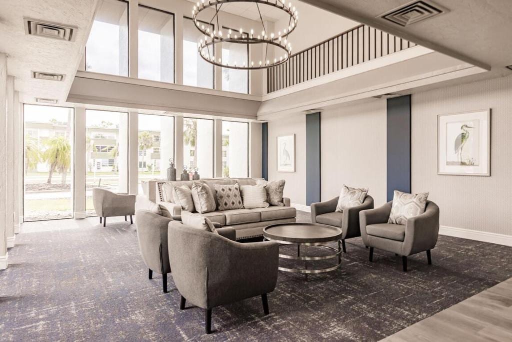 Landing | Stunning Studio, Yoga Studio, Gym