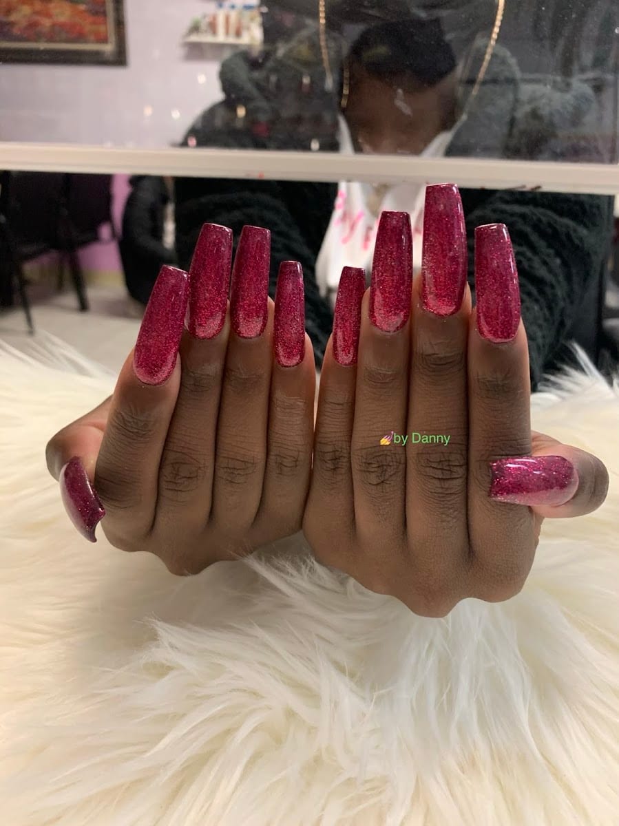 Tip Top Nails