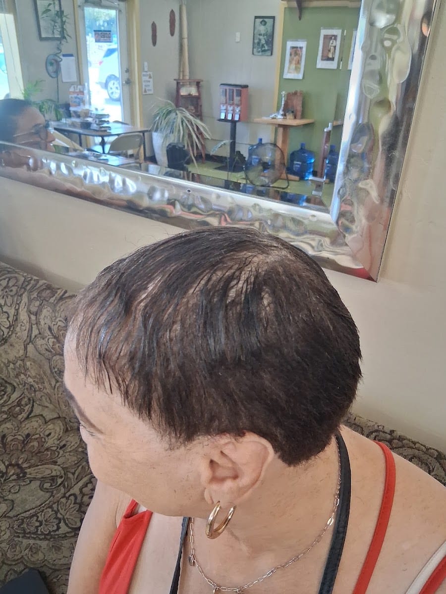 Tar'je' Hair Studio