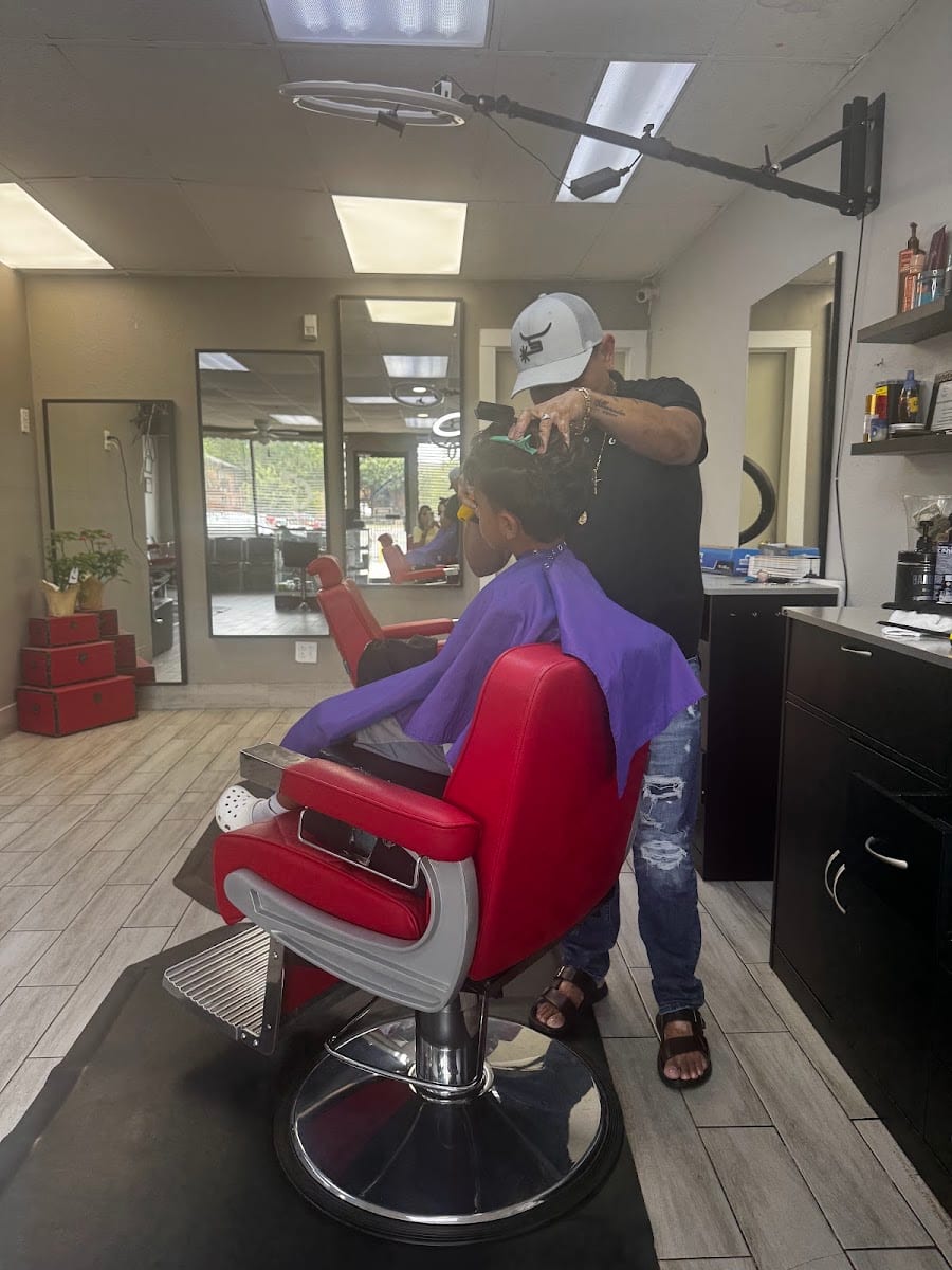 Miryam's Salon, photo 2