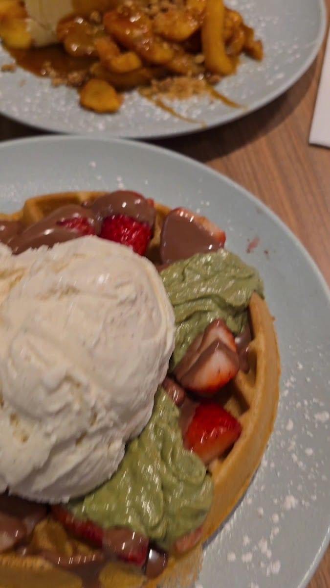 Demetres Desserts Shops At Don Mills, photo 3