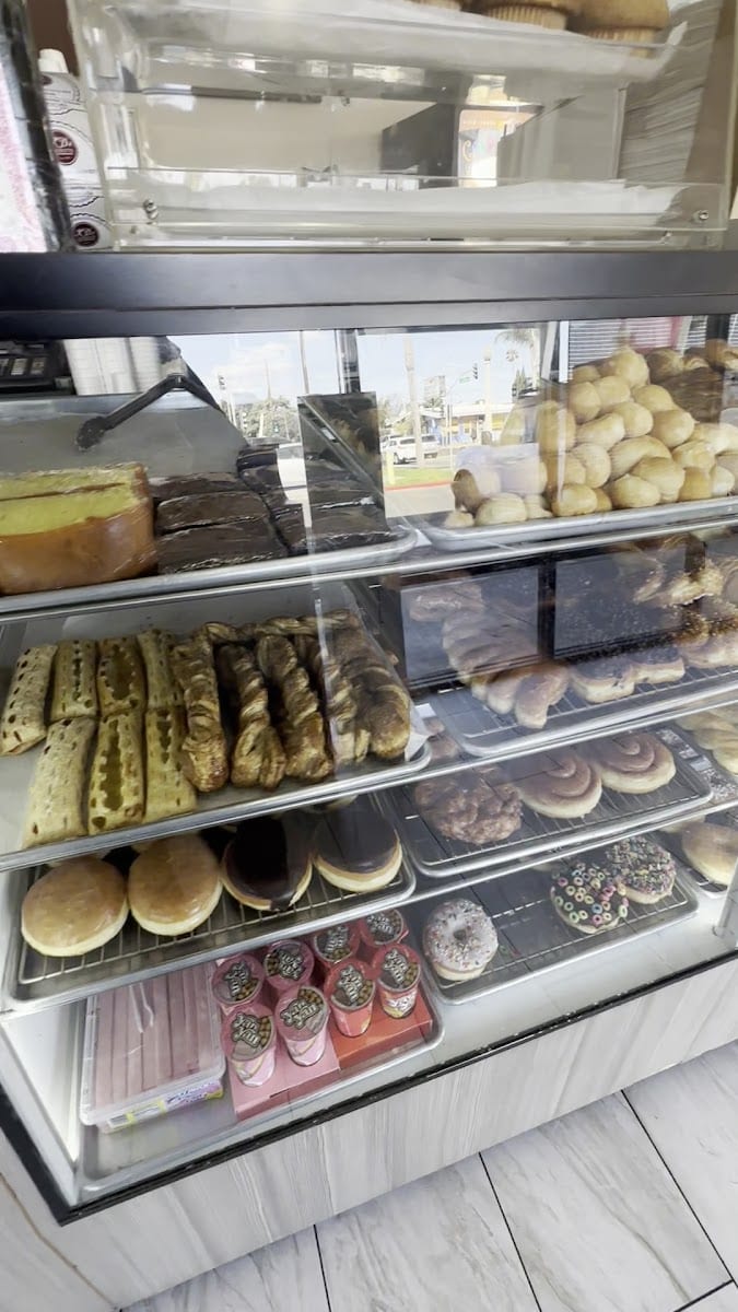 K D's Donuts, photo 3