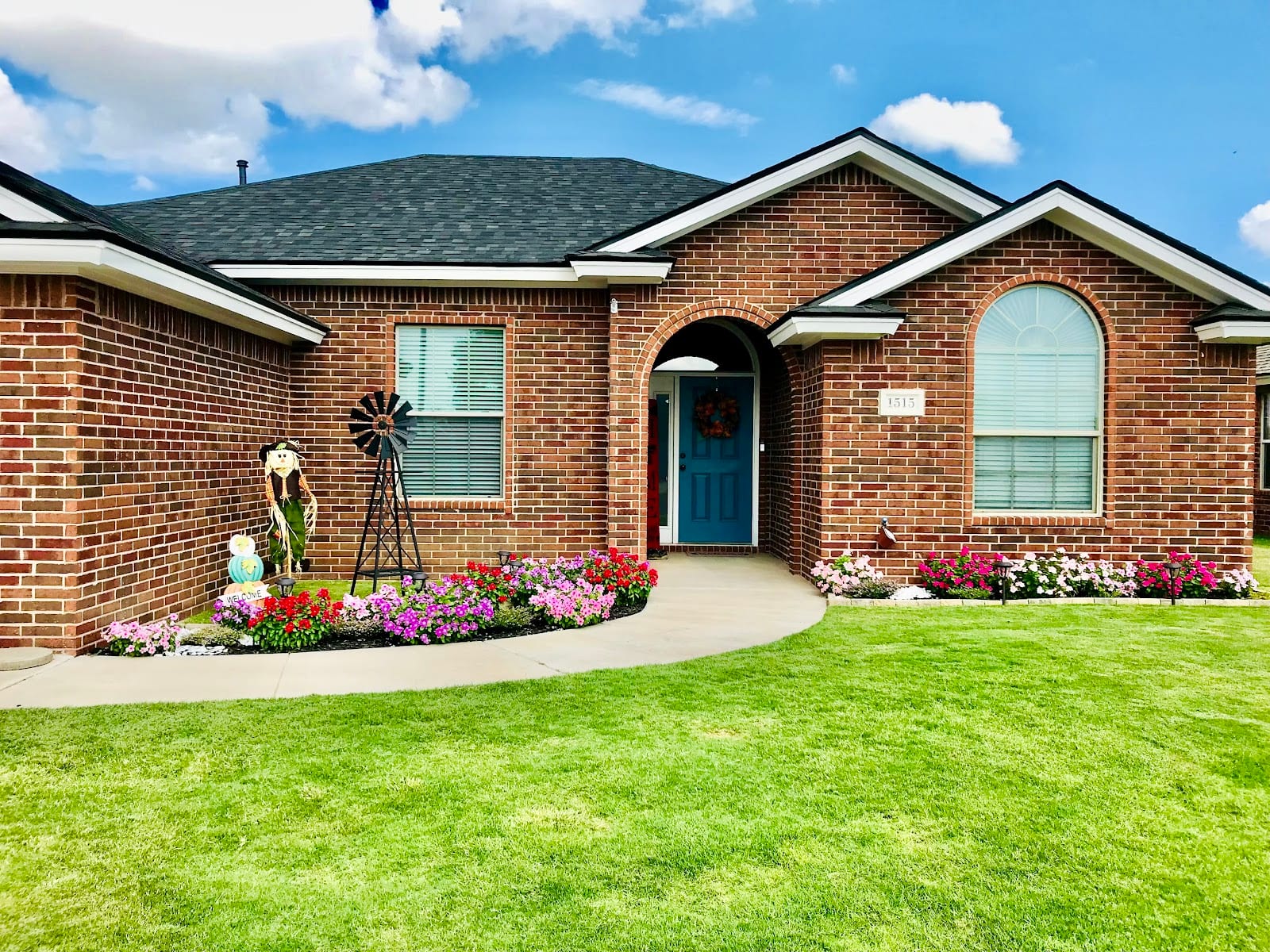 LPE landscaping & seamless gutters