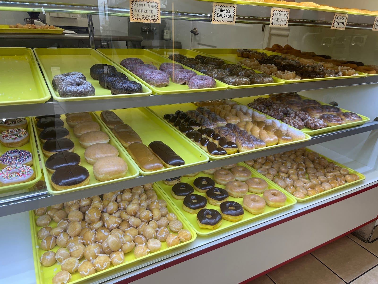 Yum Yum, photo 3