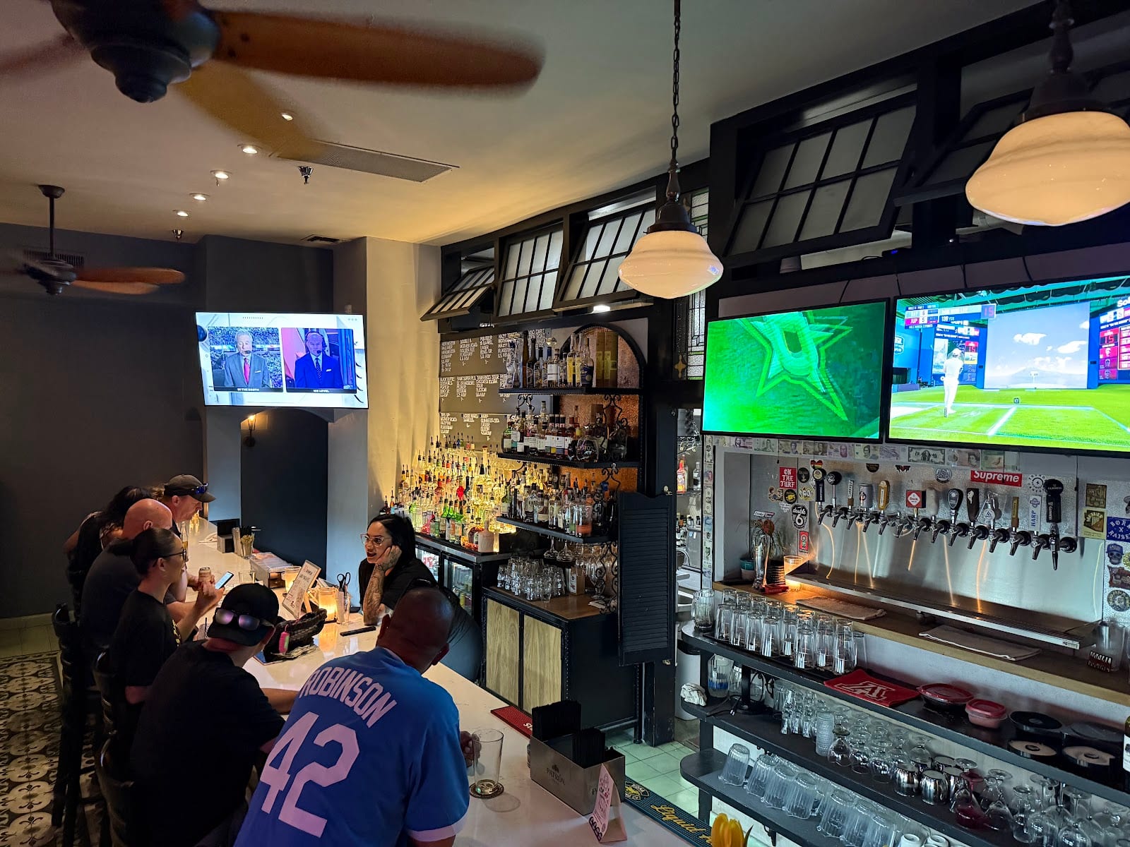 Dean's Public House, photo 4