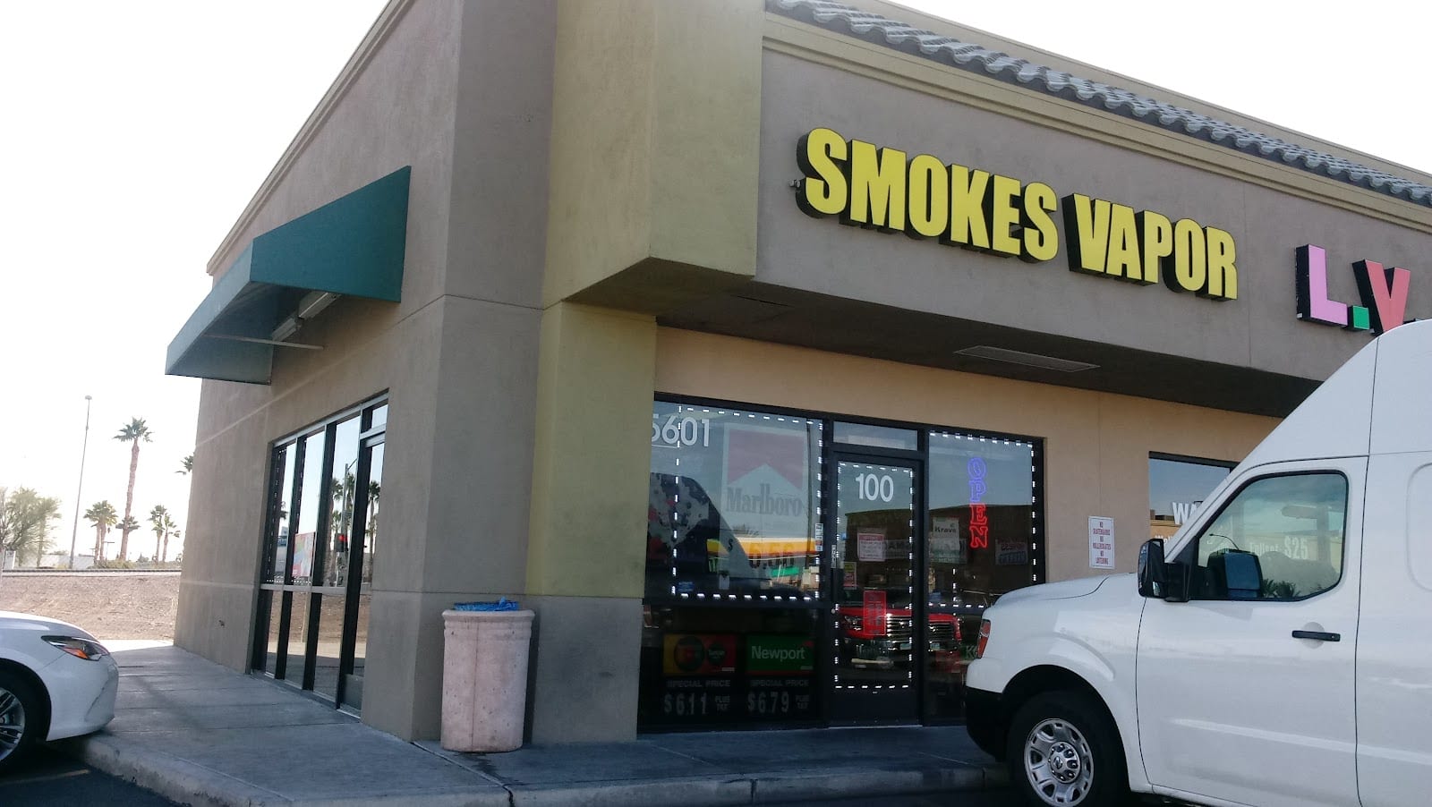 Smokes Vapor, photo 2