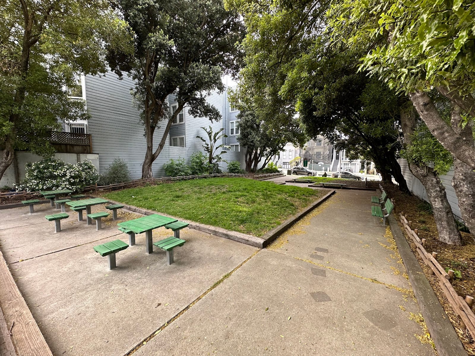 Bush & Broderick Mini Park