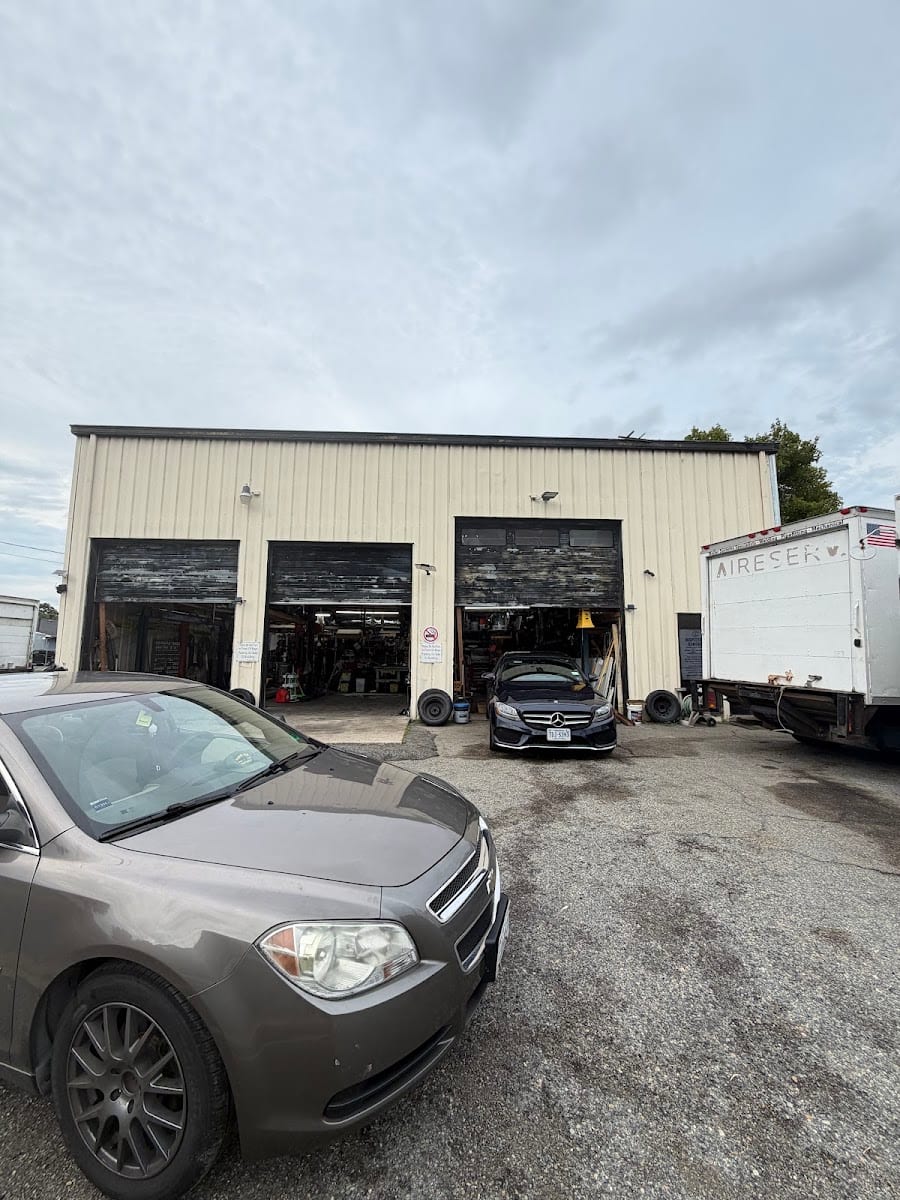 Ken & Lee's Automotive Services