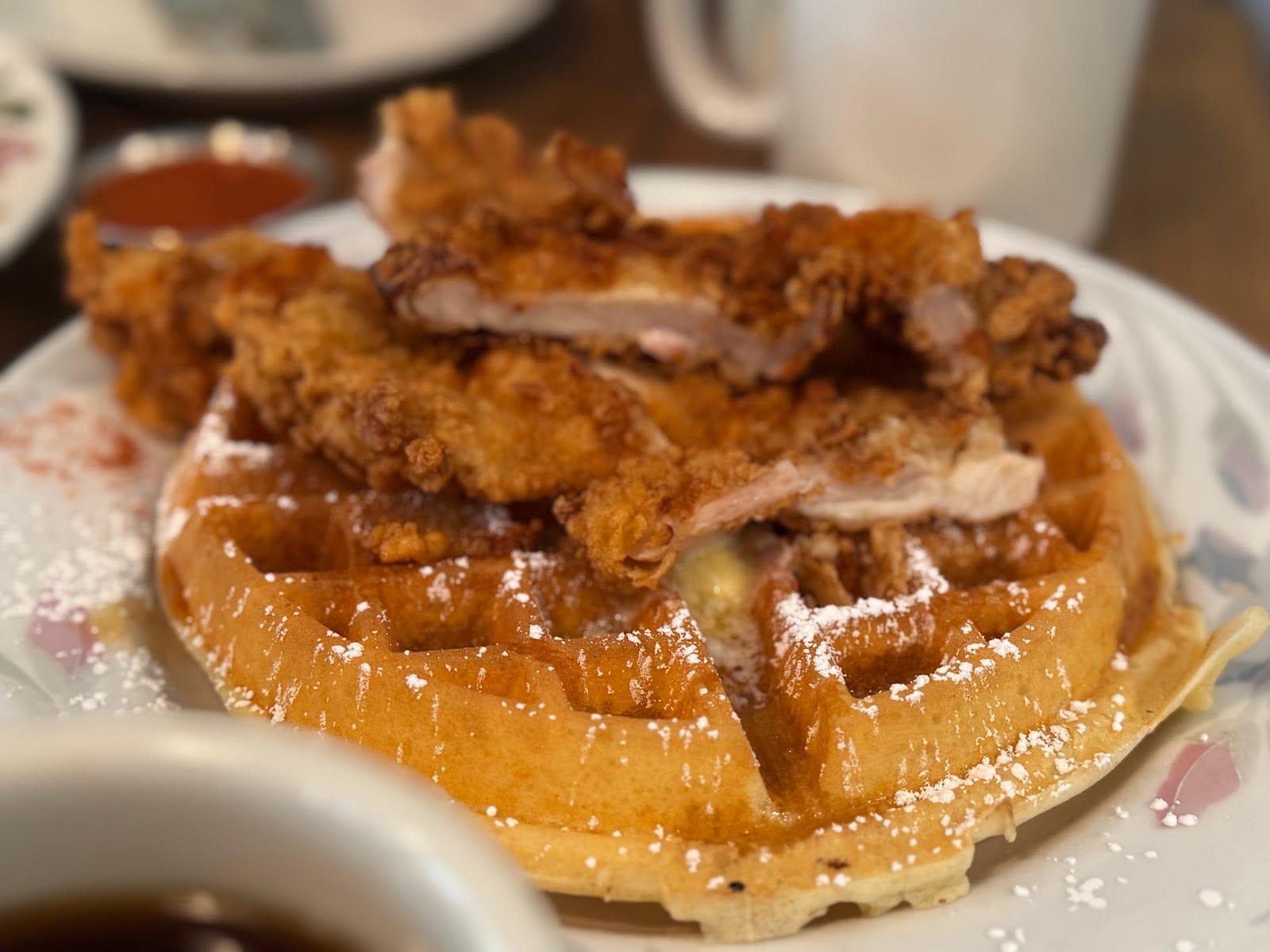 Hen Mother Cookhouse - Johns Creek