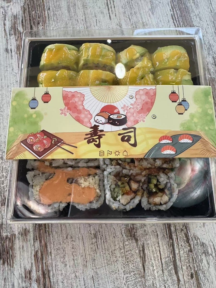 Takimi Sushi & Asian Cuisine Happy Fruit Bubble Tea