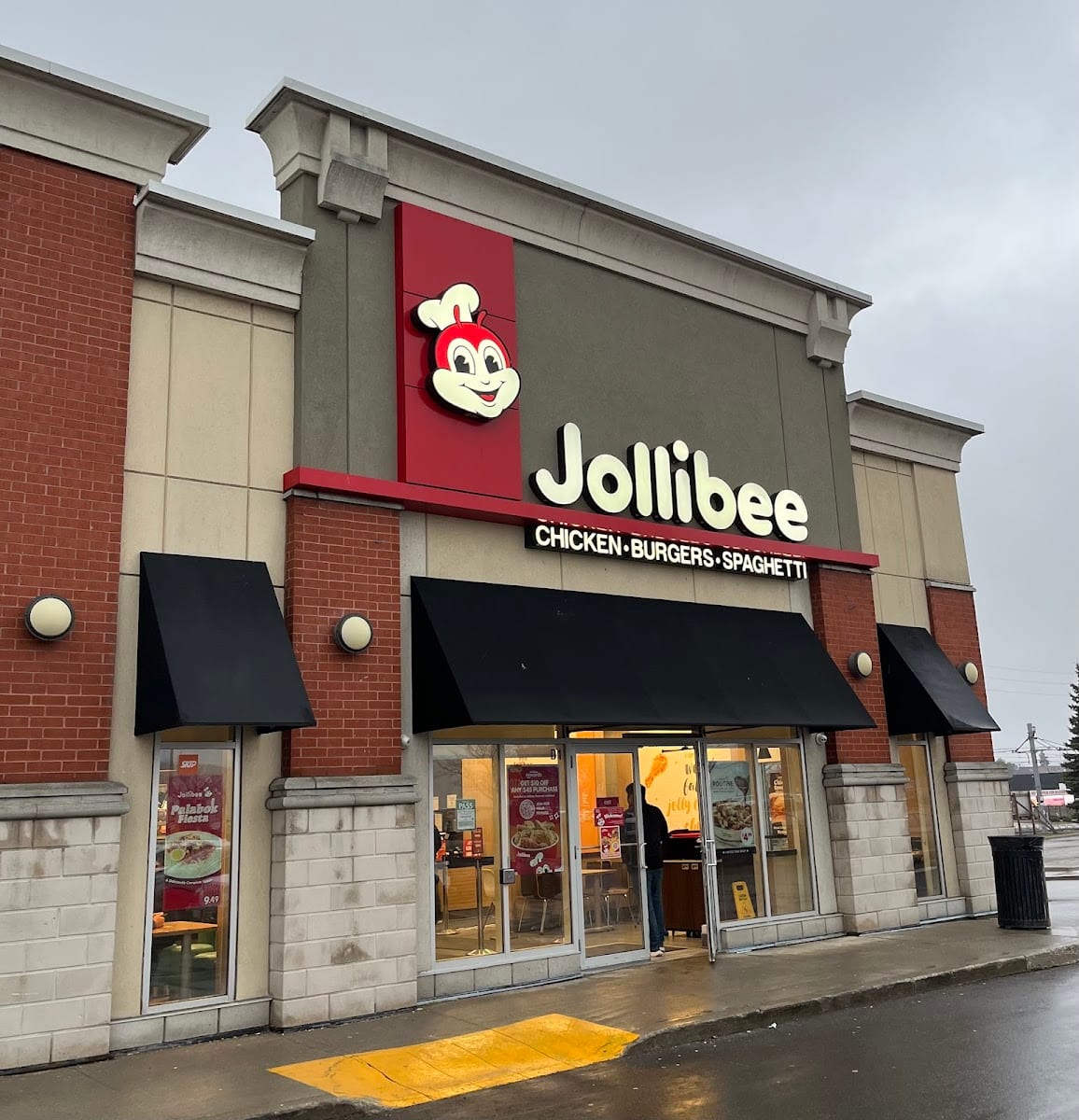 Jollibee, photo 2