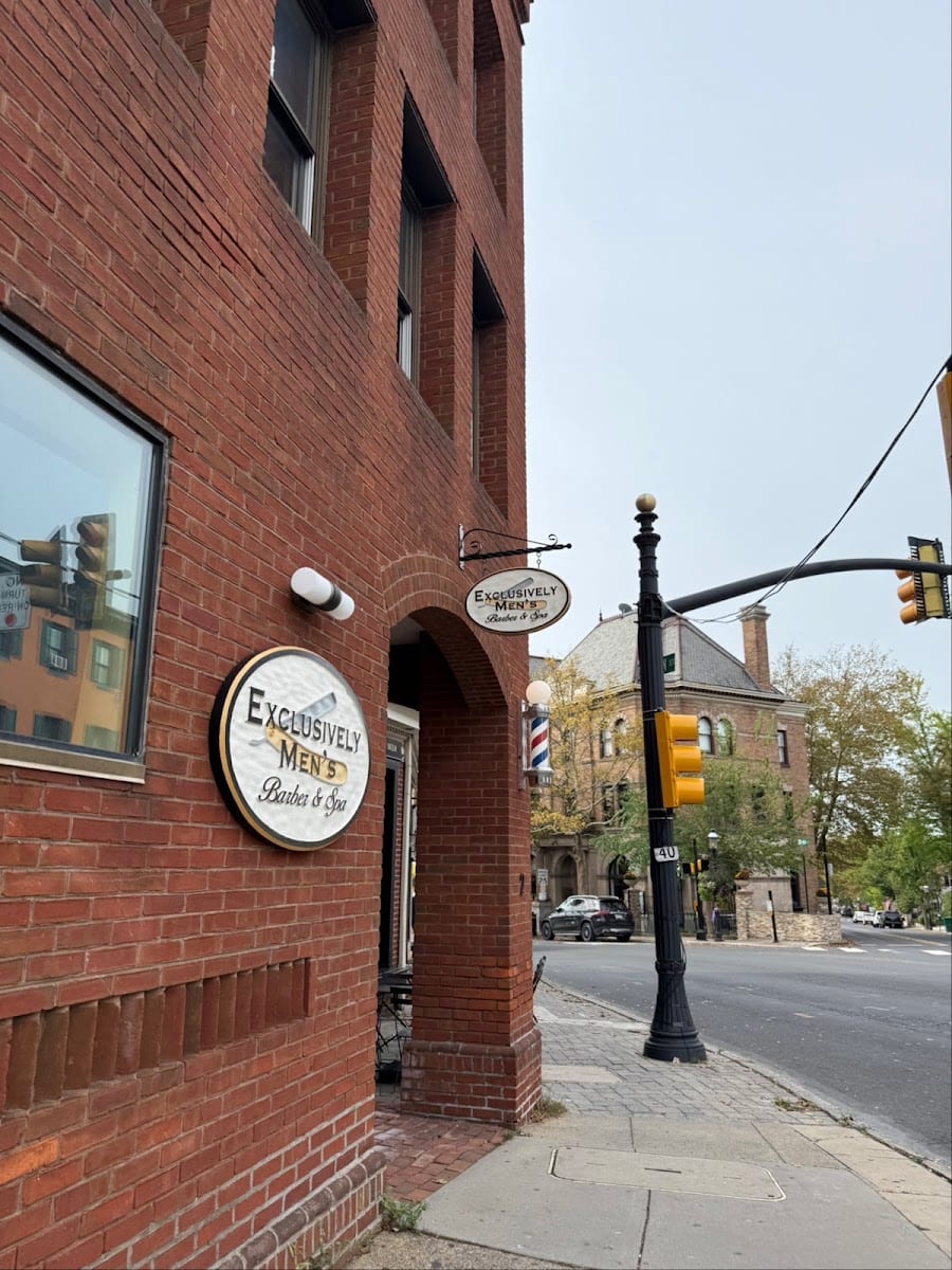 Exclusively Men's Barber And Spa
