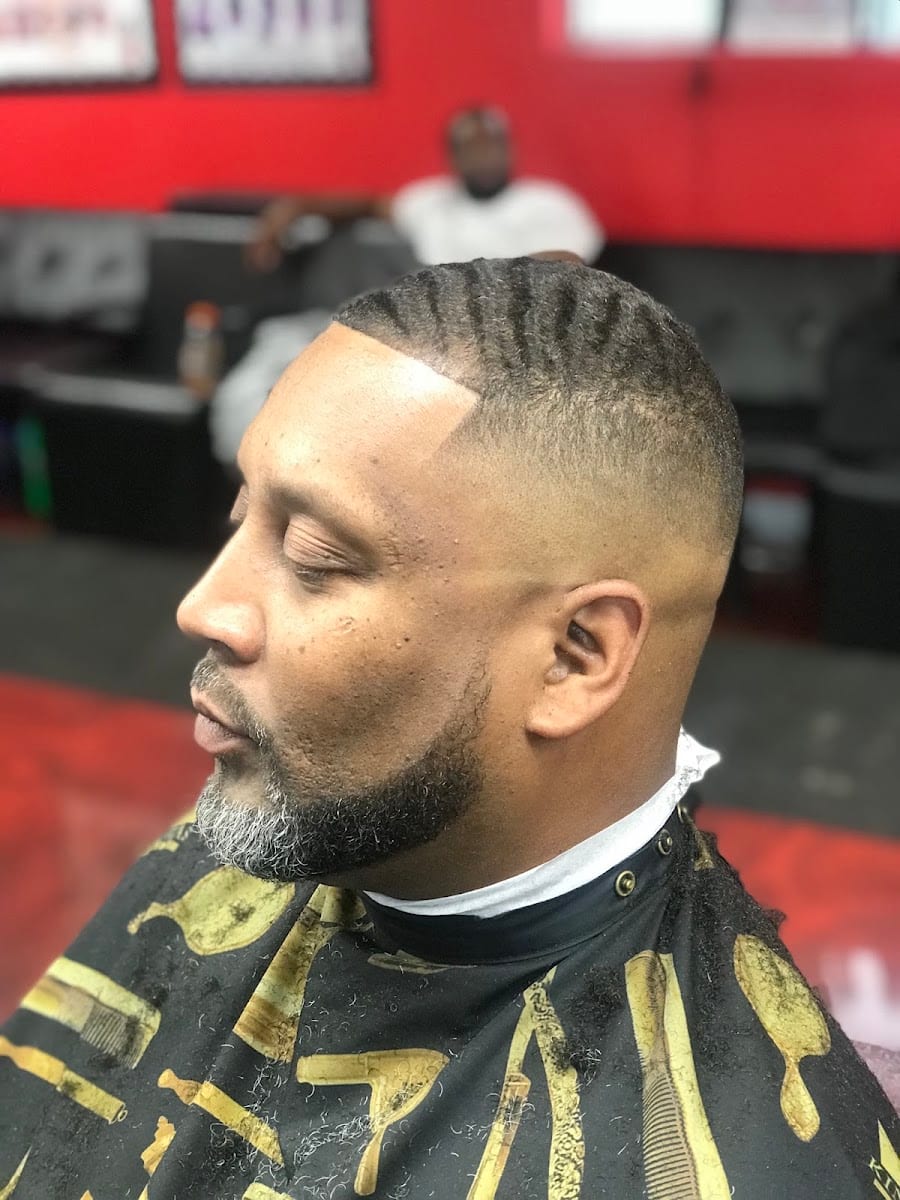 Above Average Barber Cave, photo 3
