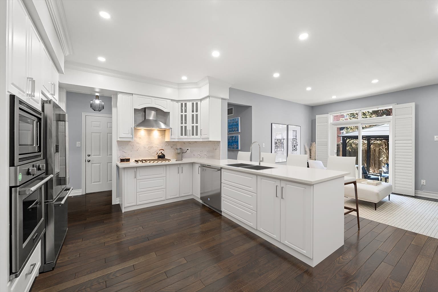 PropertyBird - Miguel Burgos, Broker at Right at Home Realty, photo 3