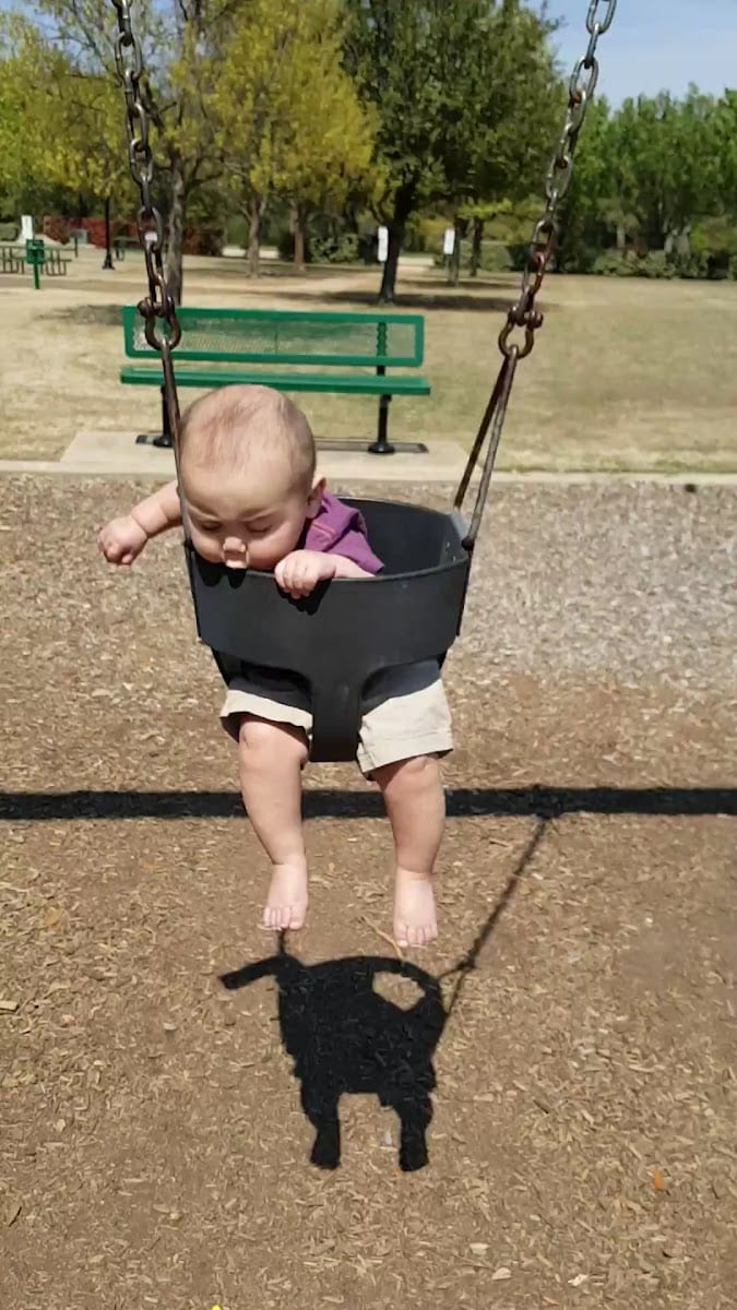 Meadow Oaks Park, photo 2