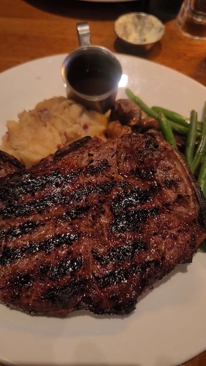 The Keg Steakhouse + Bar - Sherway Gardens, photo 3